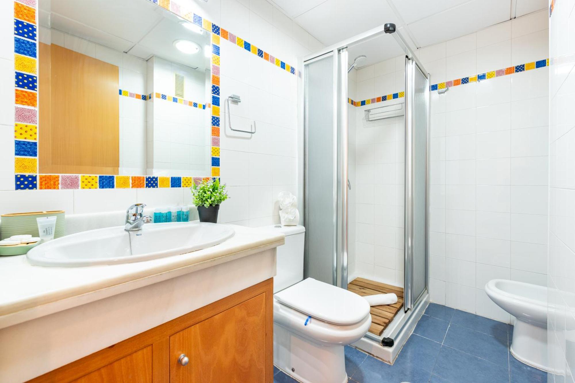Wintowinrentals Quiet Apartment, Good Location, Free Parking Màlaga Exteriér fotografie